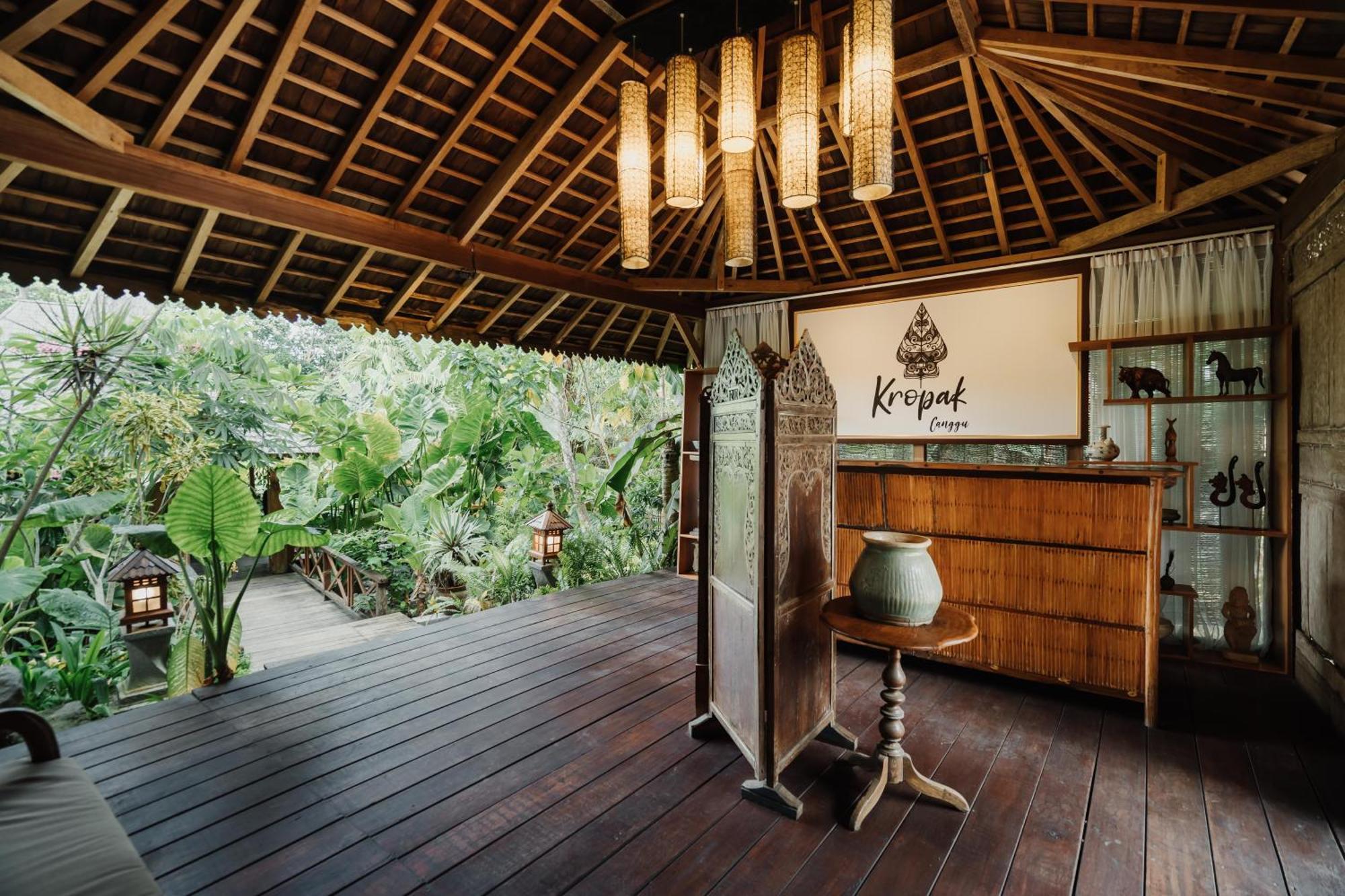 Kropak Canggu Bagian luar foto